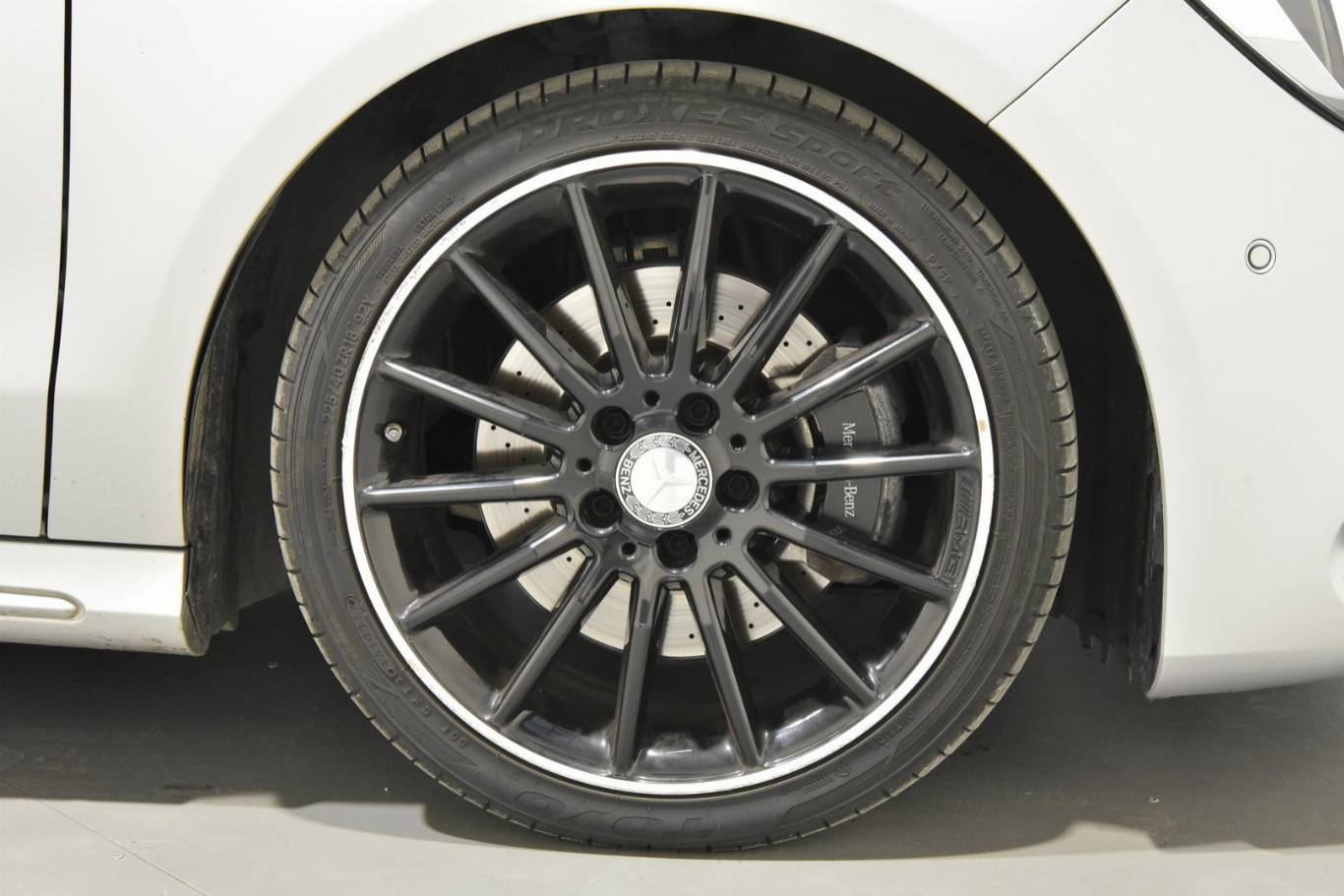 MERCEDES-BENZ CLA 220 34