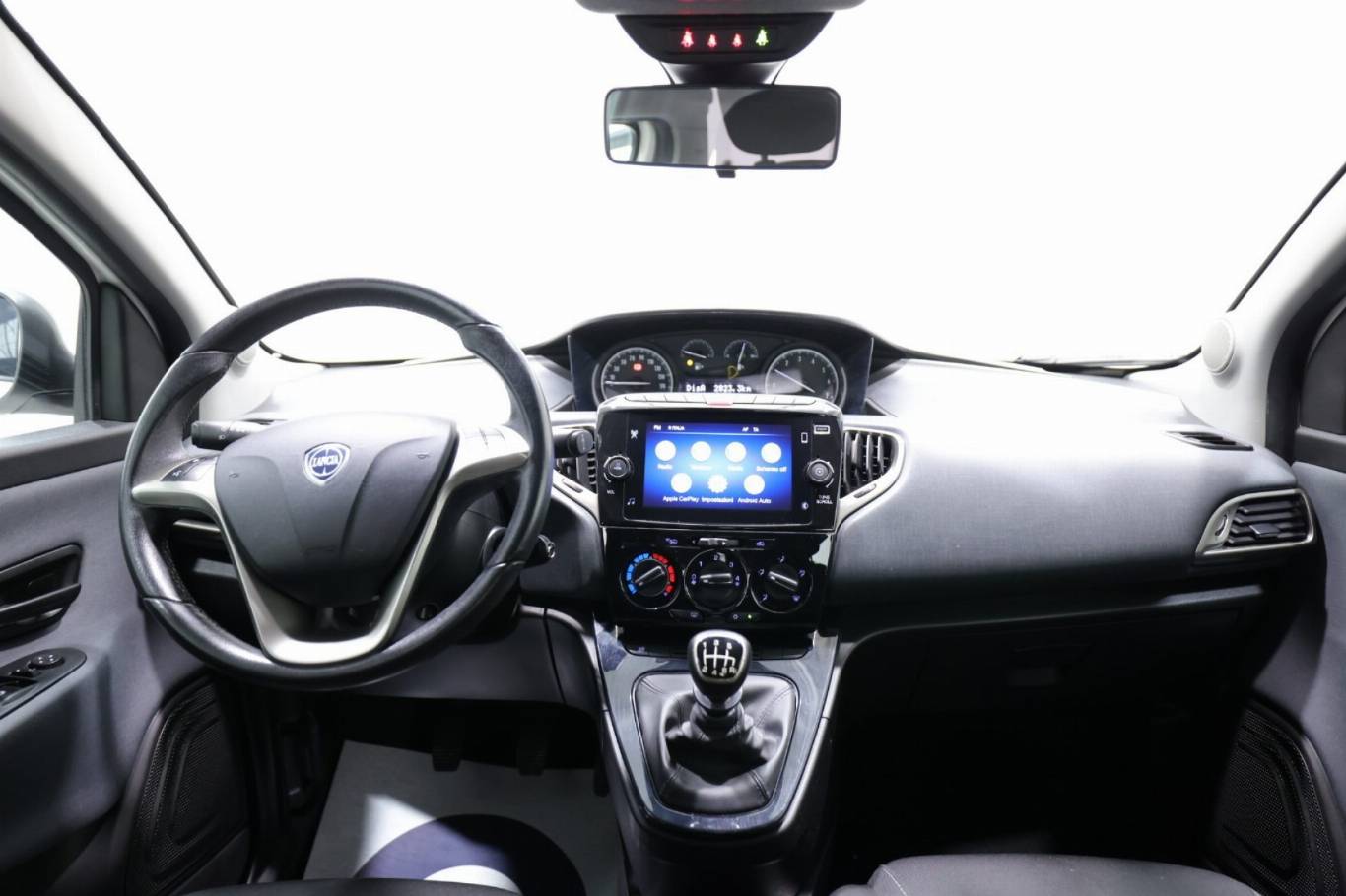 LANCIA Ypsilon 10
