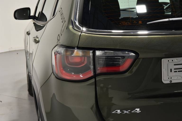 JEEP Compass 38