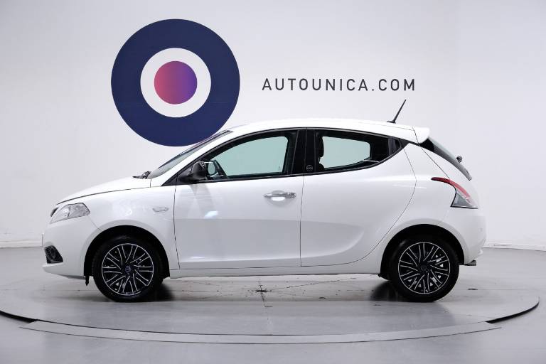 LANCIA Ypsilon 10