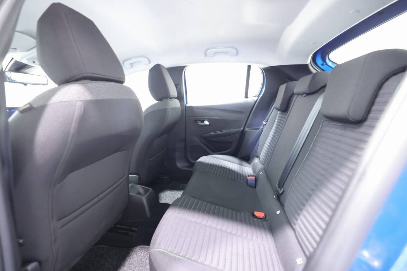 PEUGEOT 208 34