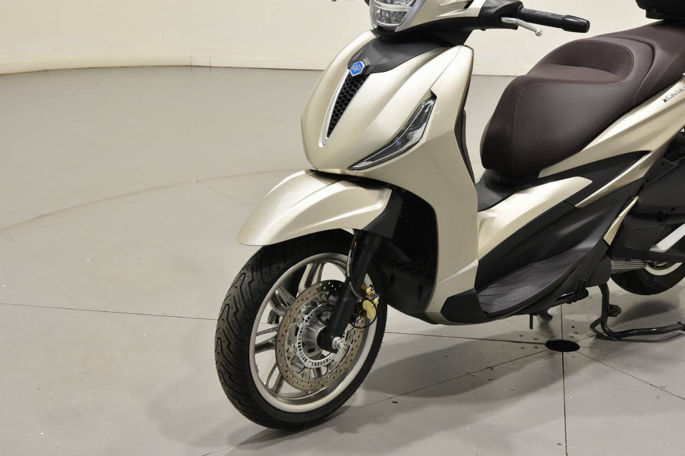 PIAGGIO Beverly 300 i.e. 11