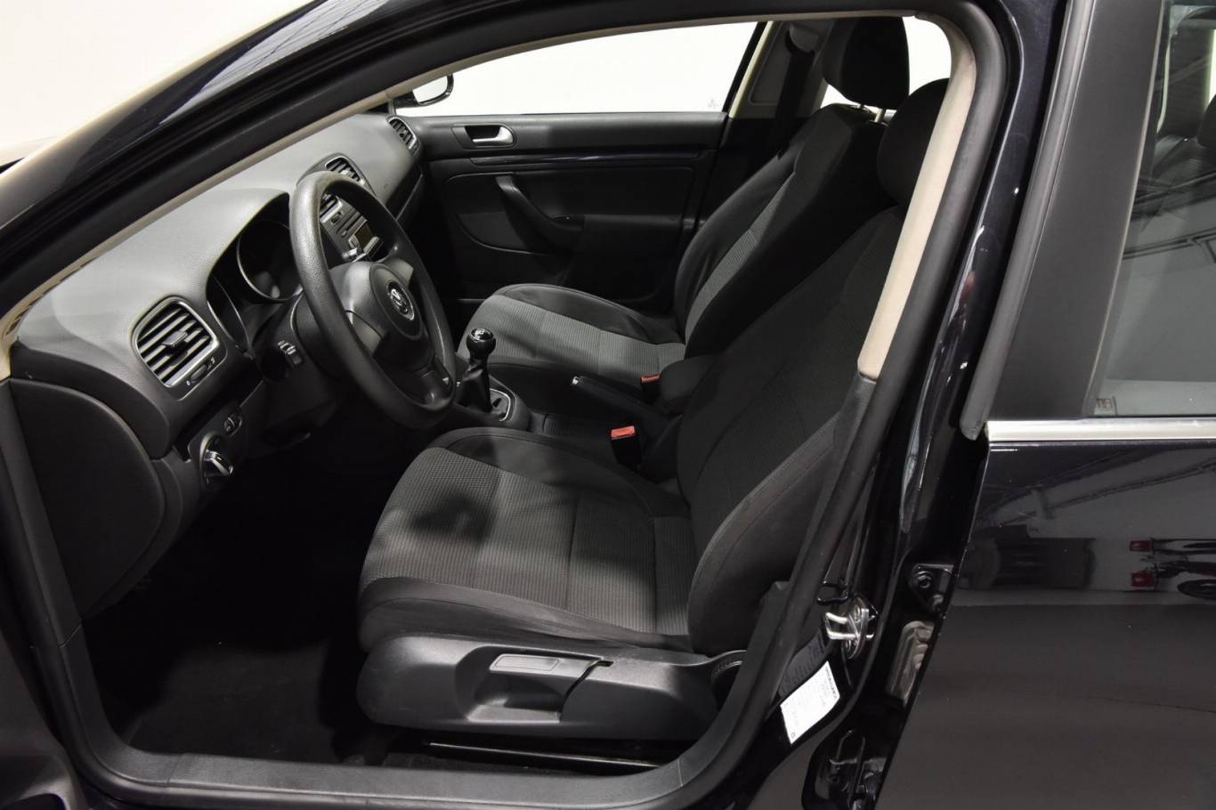 VOLKSWAGEN Golf Variant 4