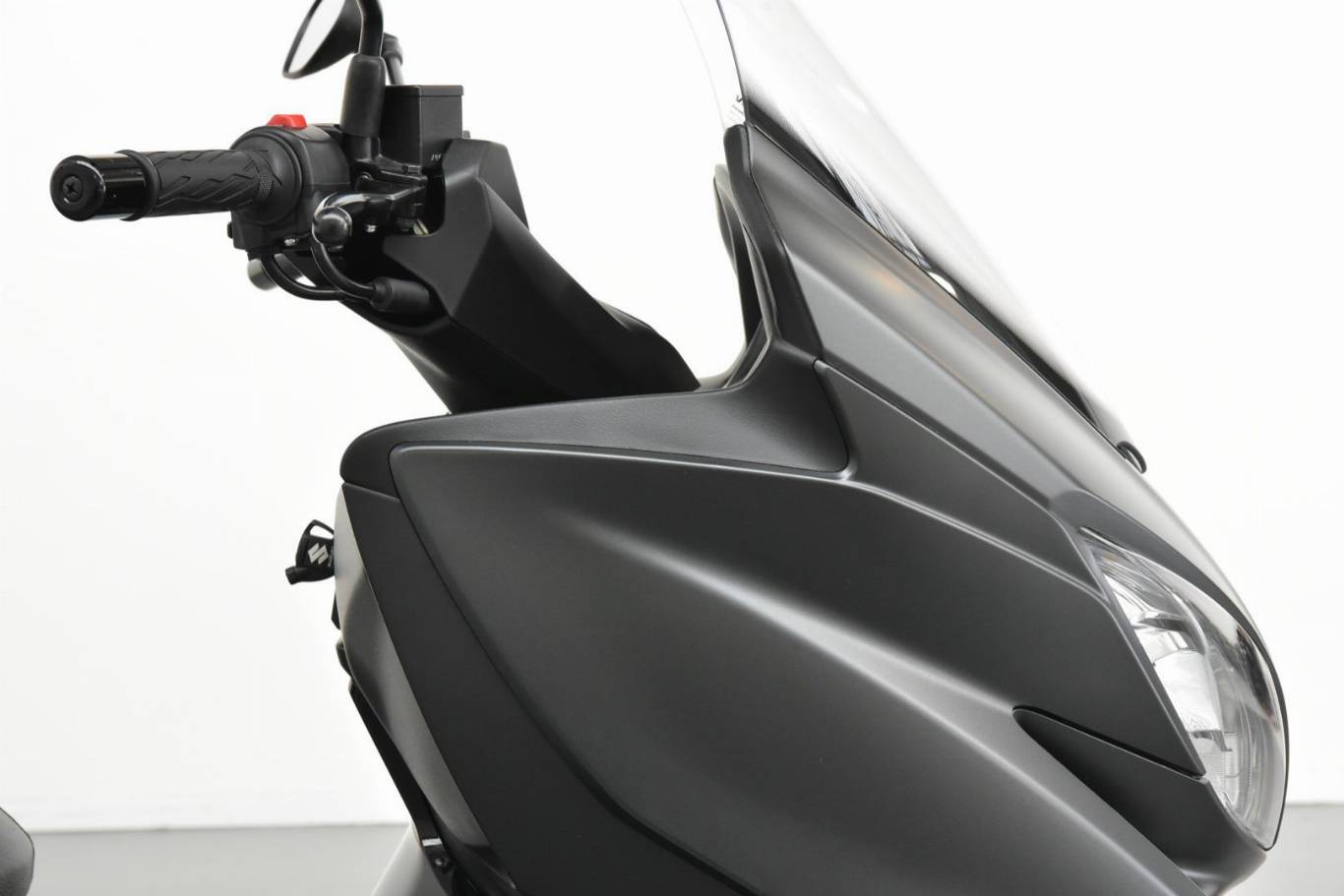 SUZUKI Burgman AN 400 57