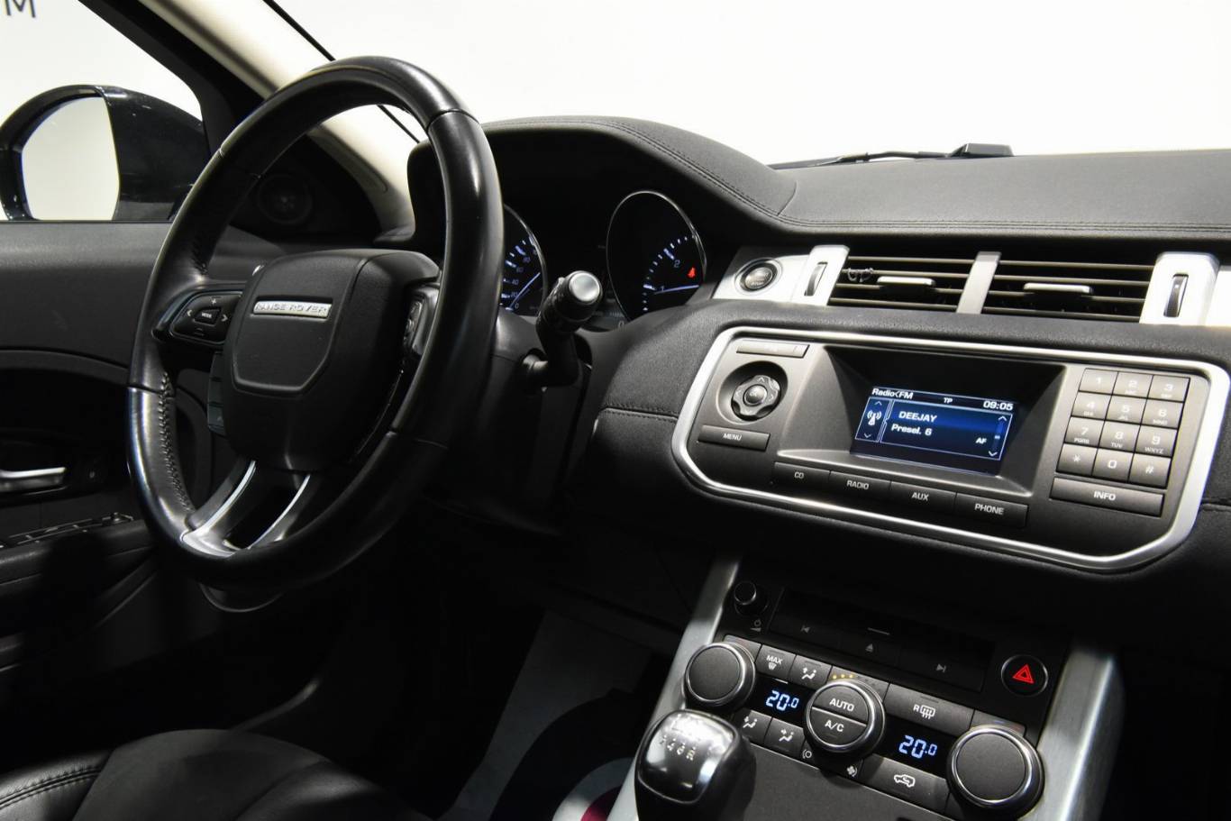 LAND ROVER Range Rover Evoque 26