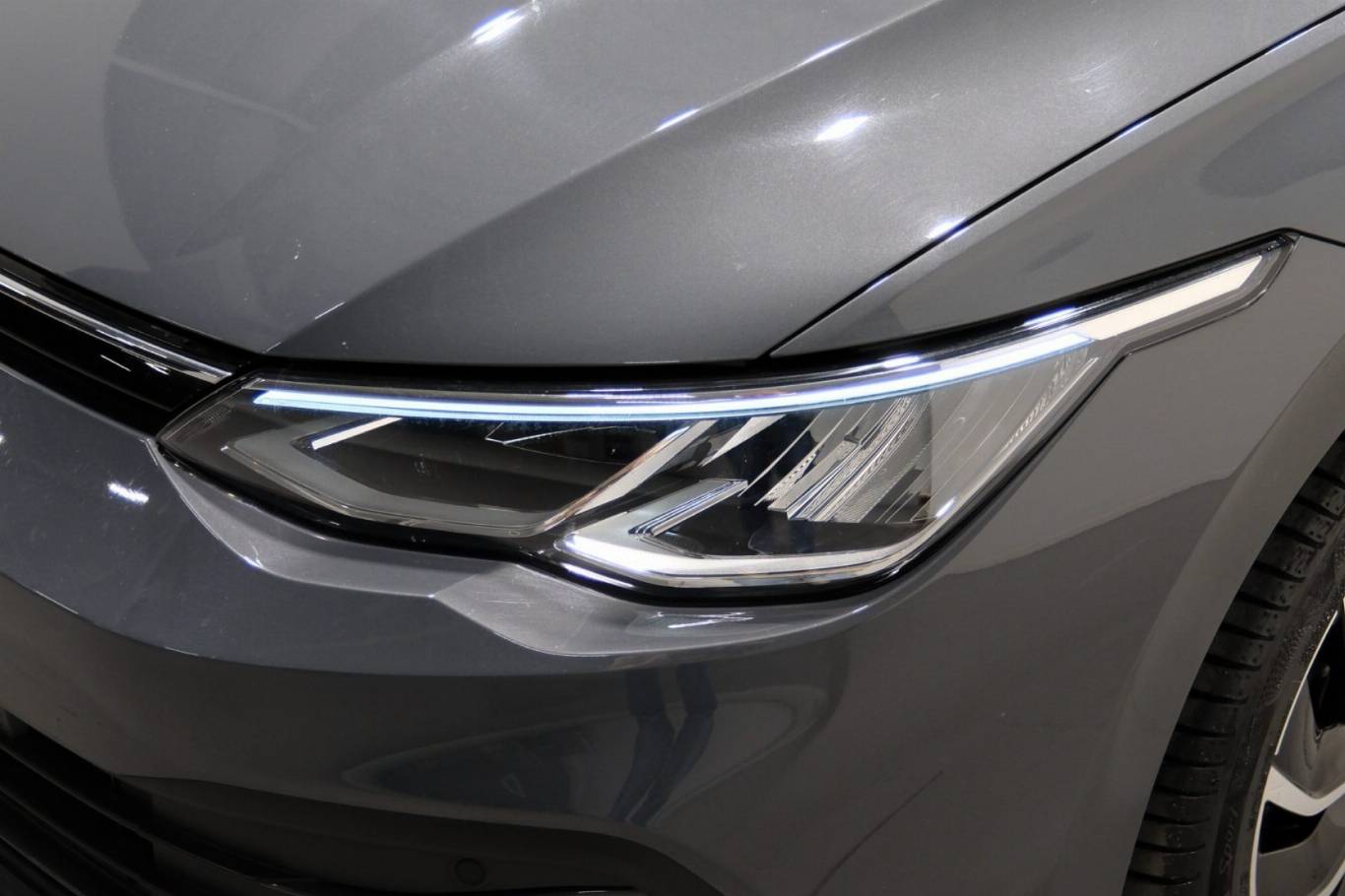 VOLKSWAGEN Golf Variant 12