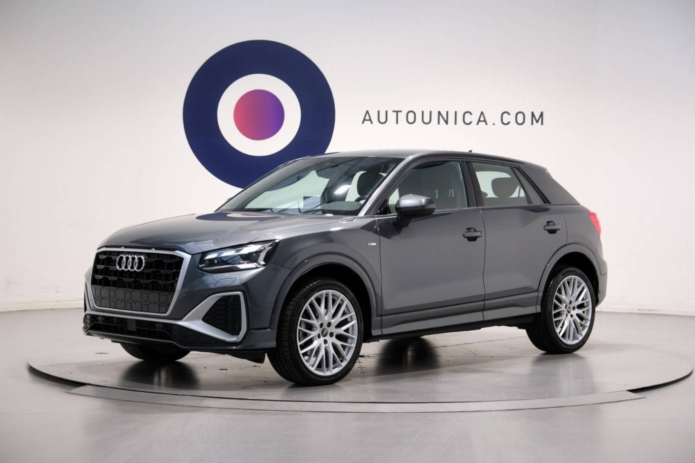 AUDI Q2