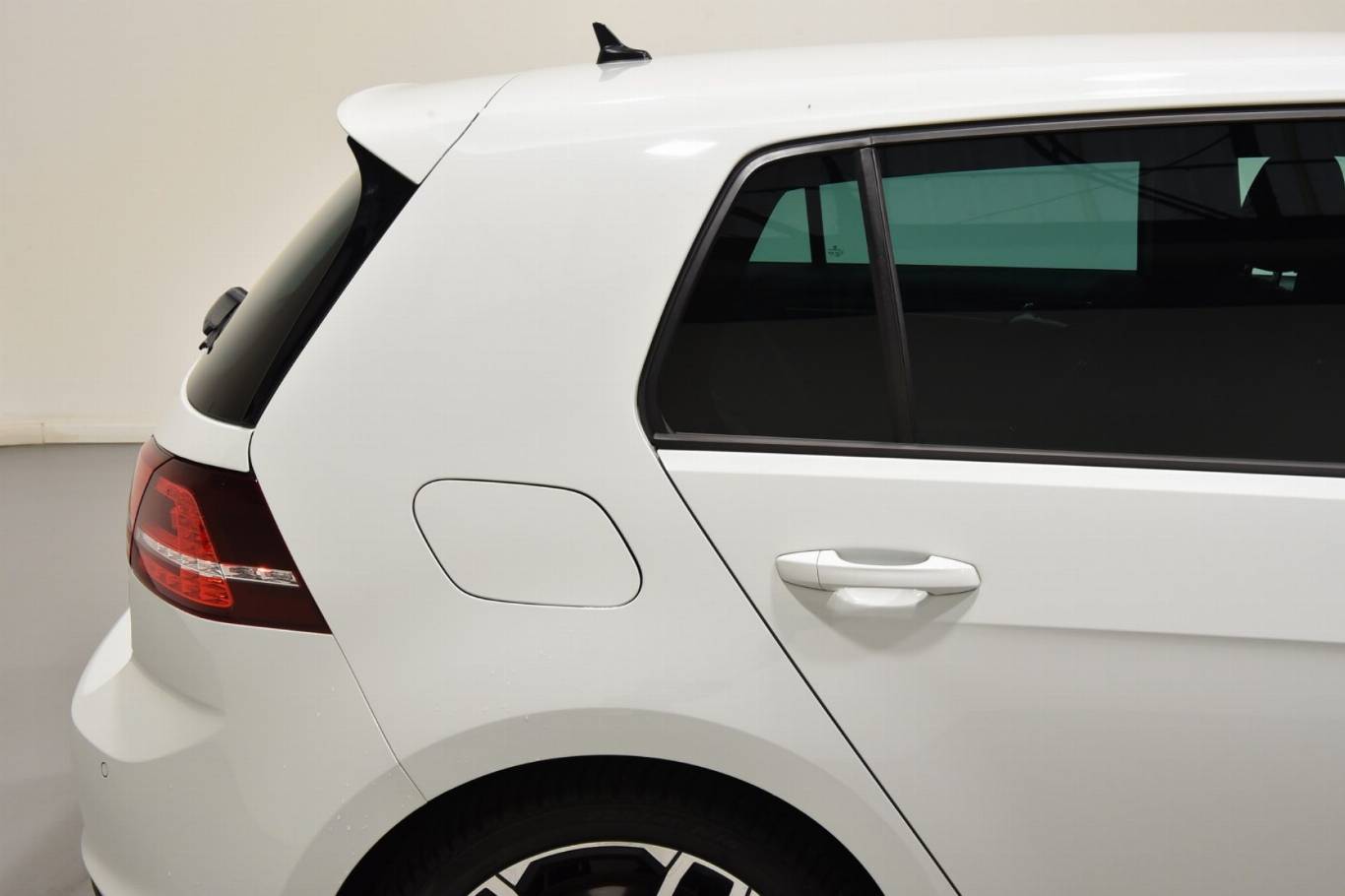 VOLKSWAGEN Golf GTD 43