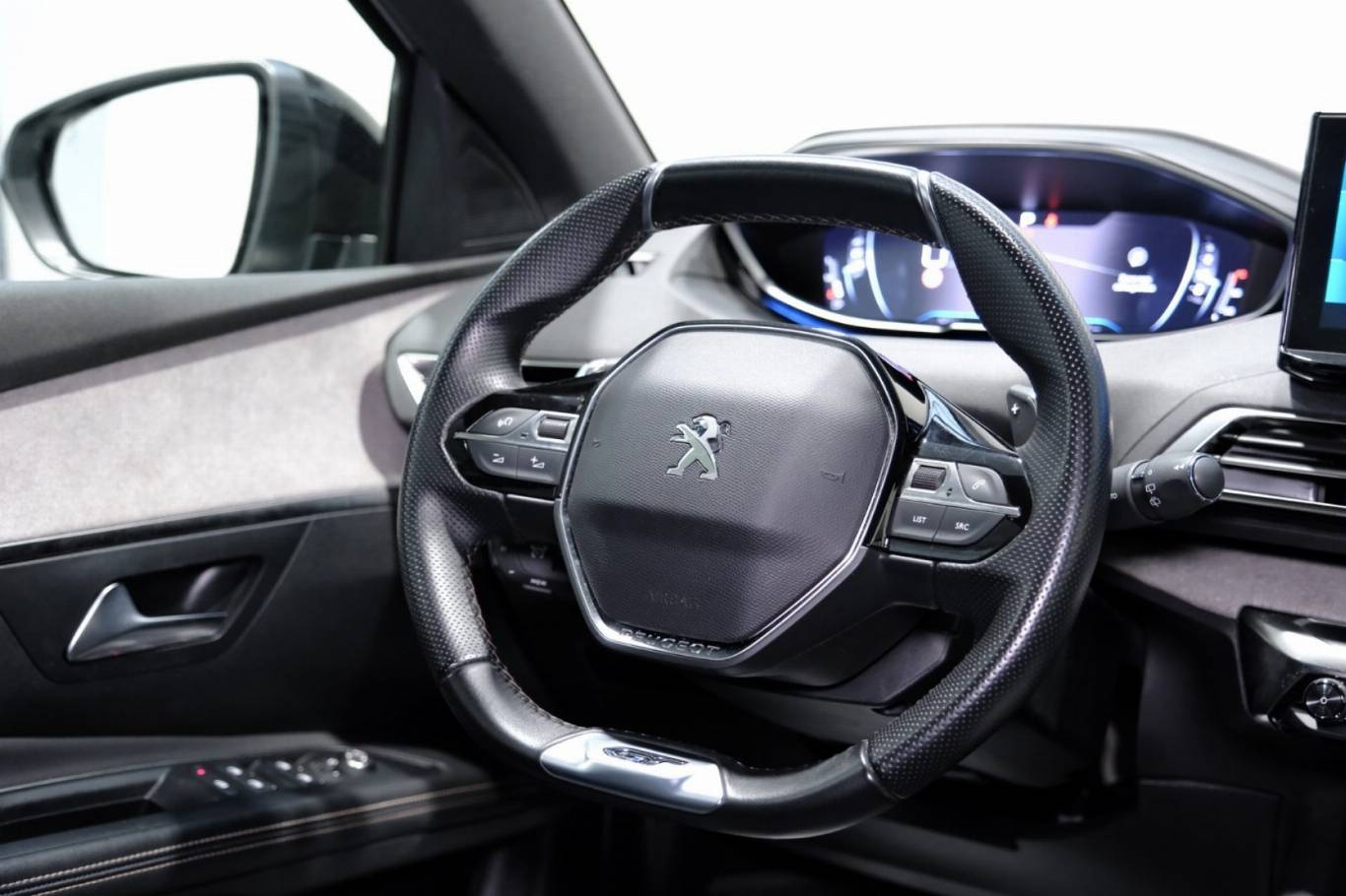 PEUGEOT 5008 42