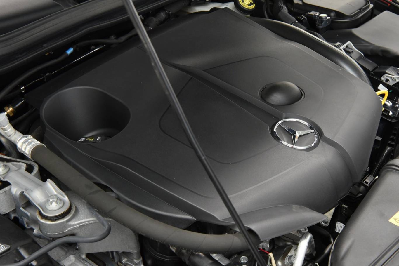 MERCEDES-BENZ GLA 200 54