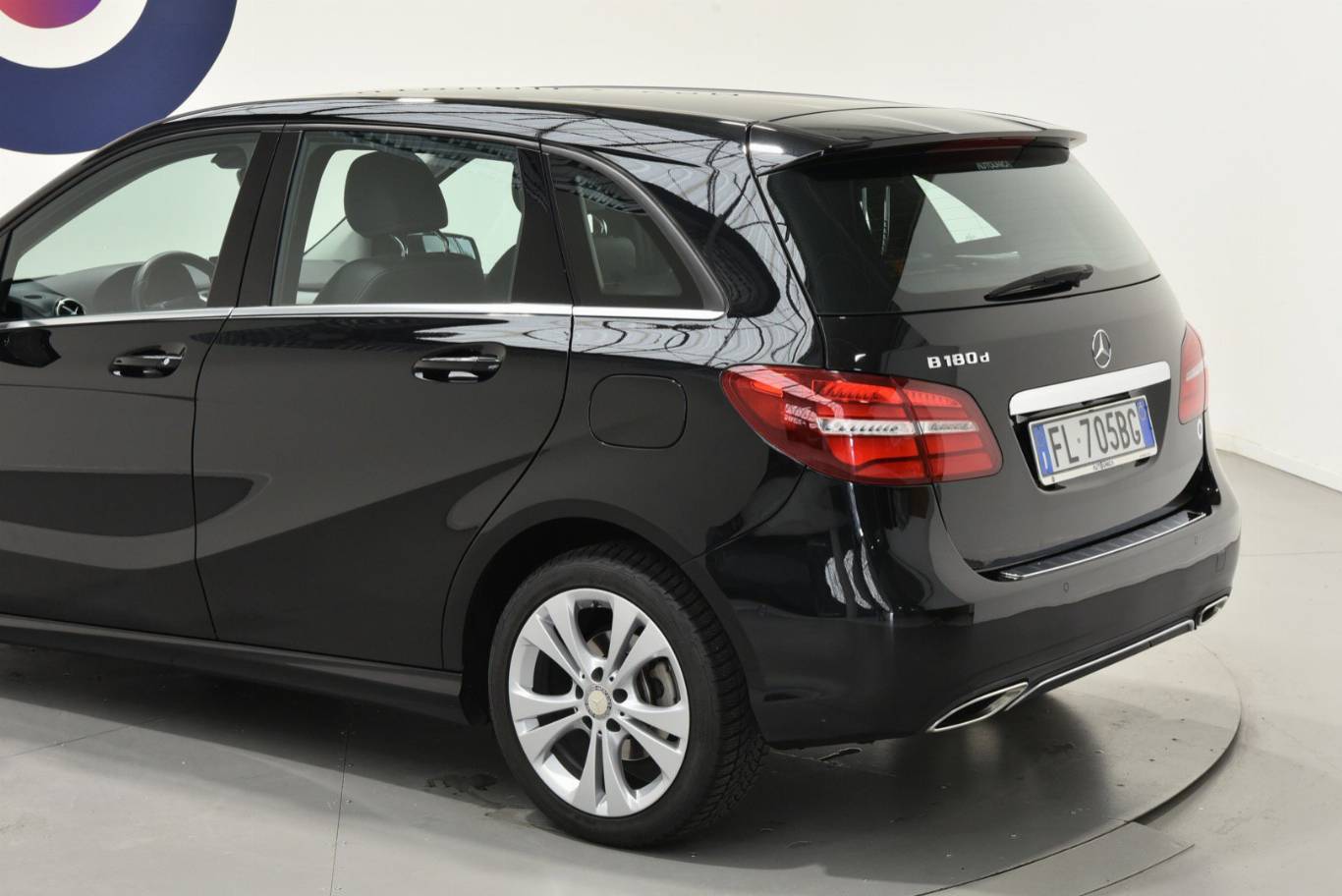 MERCEDES-BENZ B 180 45