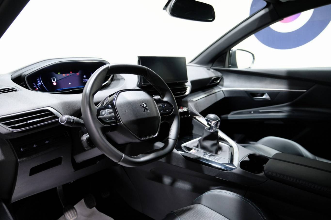 PEUGEOT 3008 5