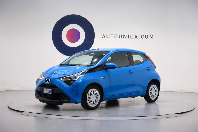 TOYOTA Aygo 1