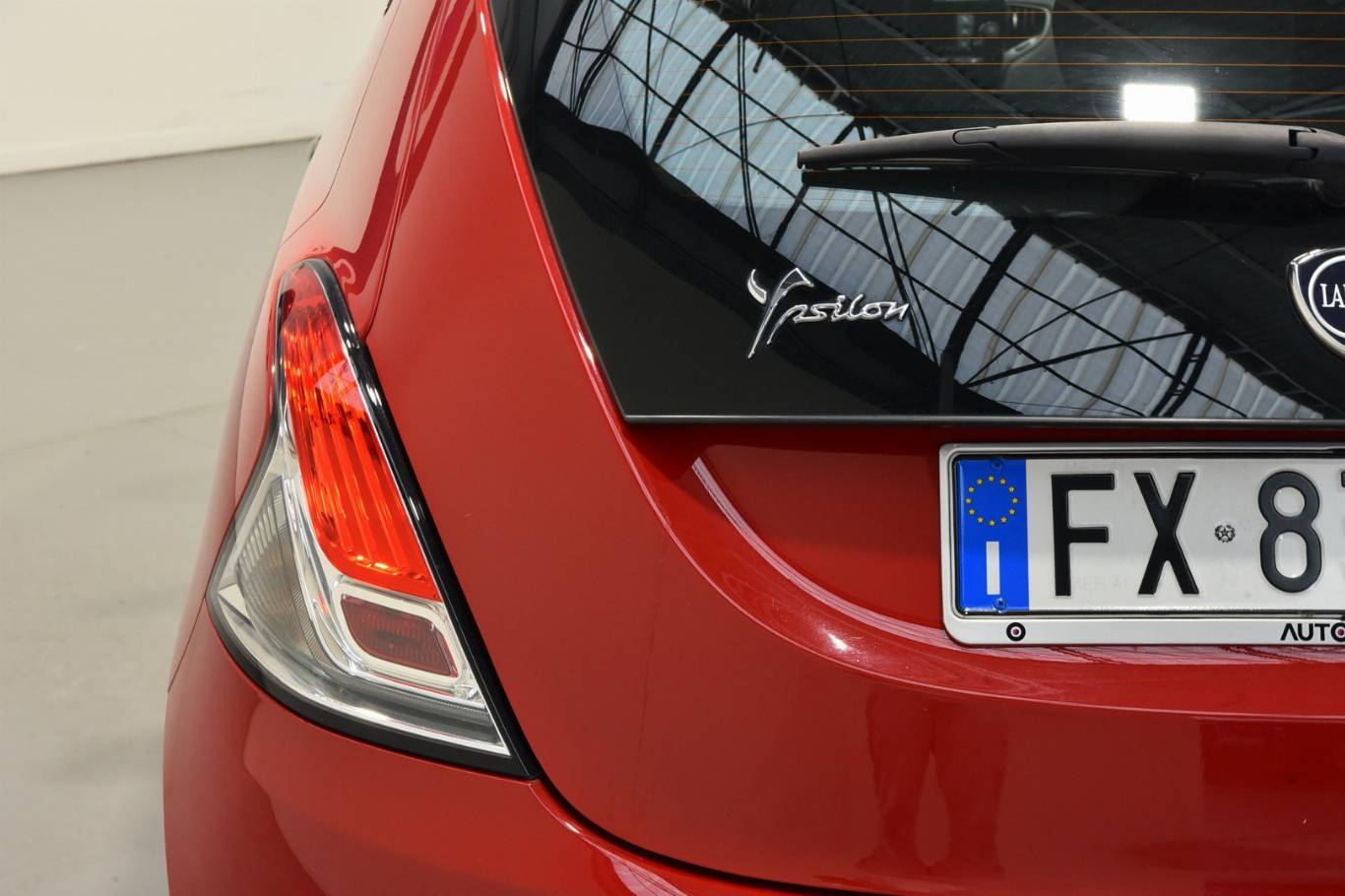 LANCIA Ypsilon 33