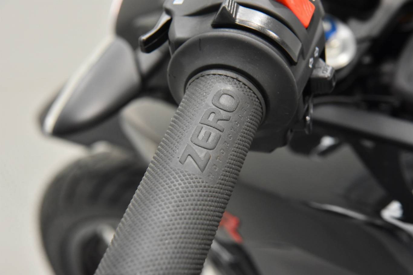 ZERO MOTORCYCLES ZERO DSR 25