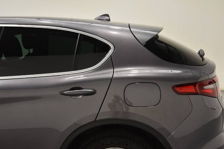 ALFA ROMEO Stelvio 46