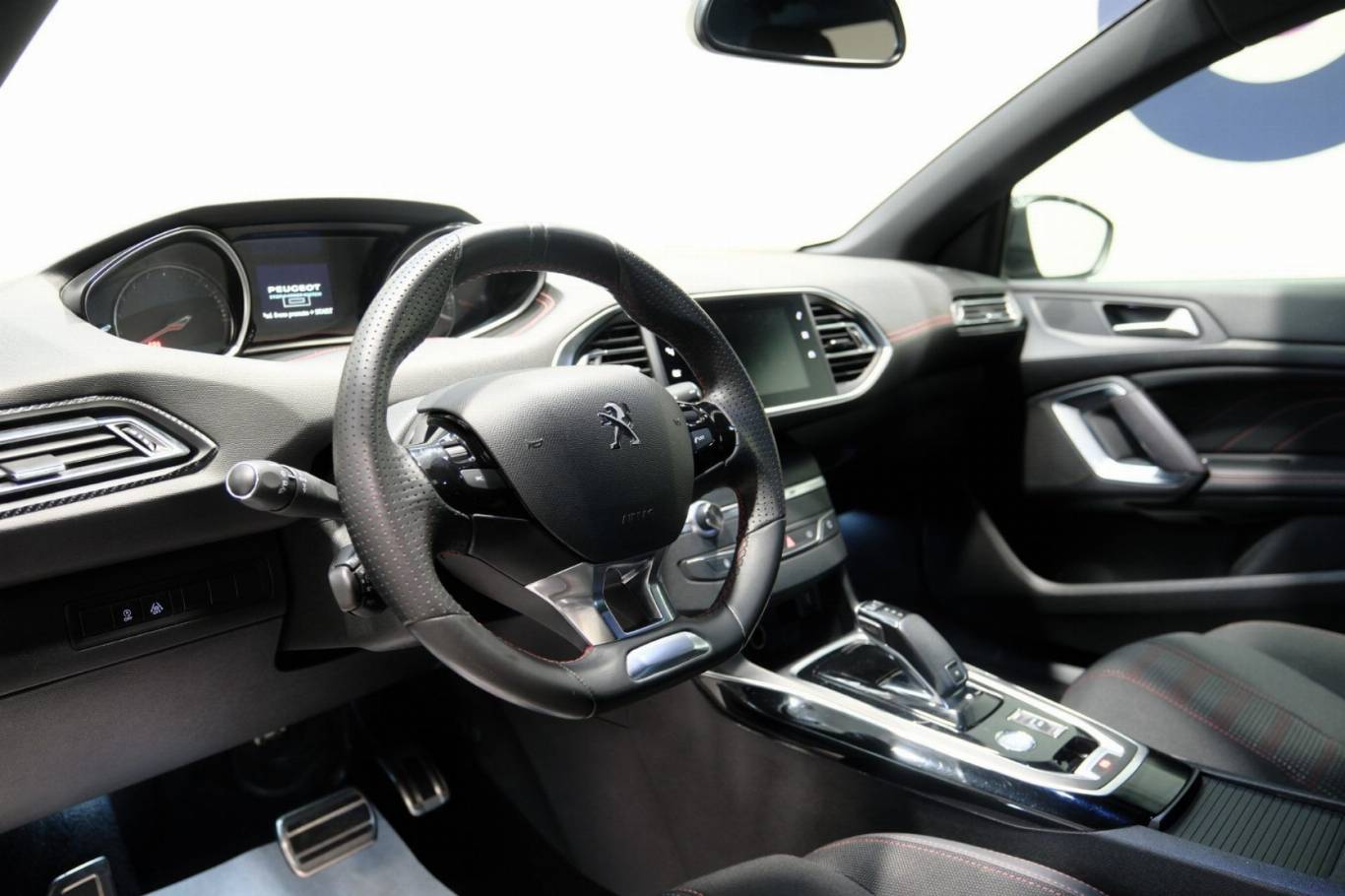 PEUGEOT 308 5