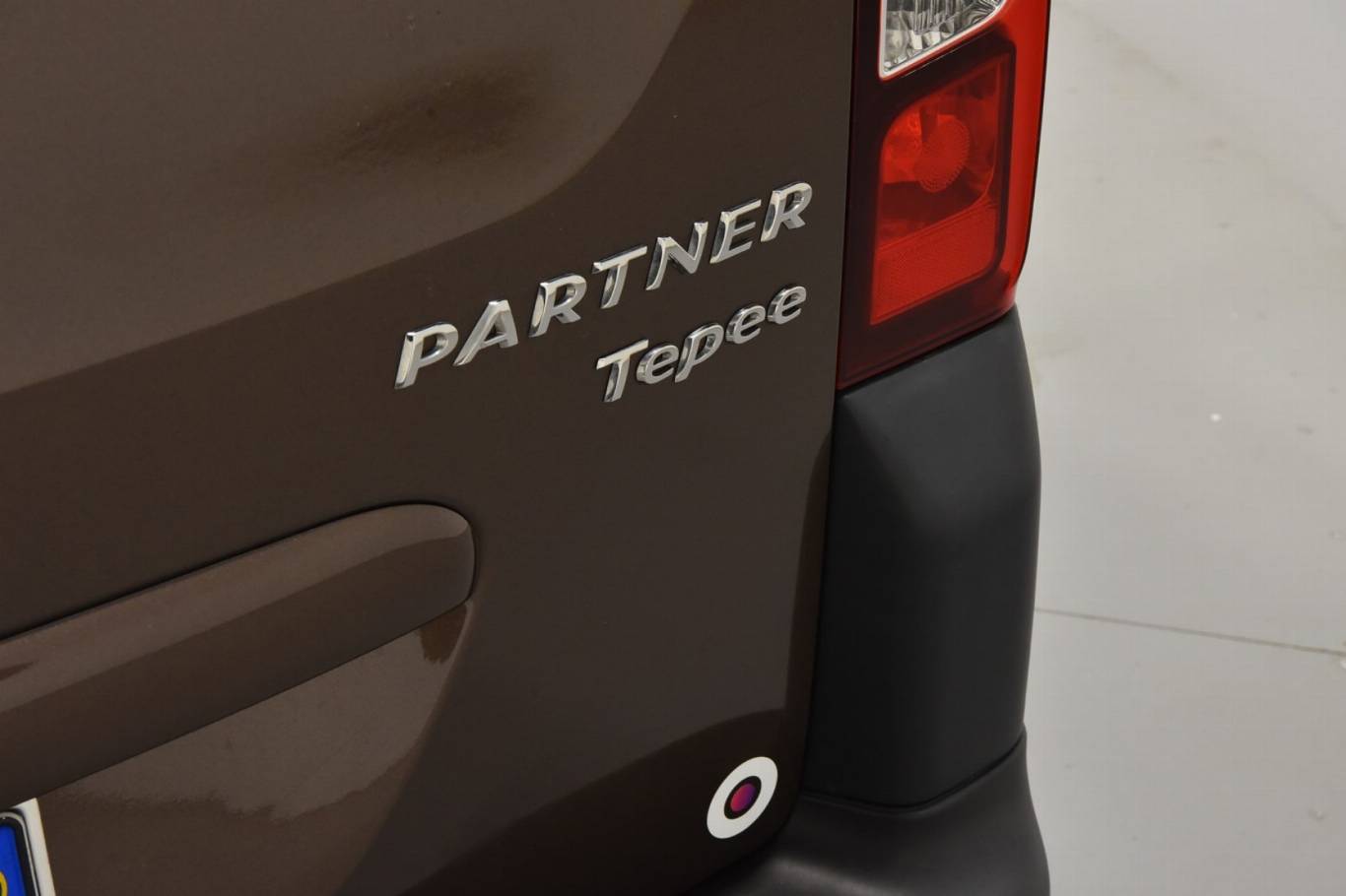 PEUGEOT Partner 40