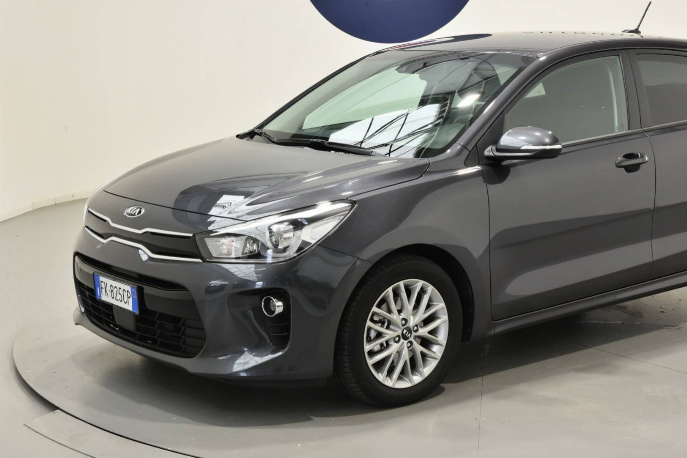 KIA Rio 16