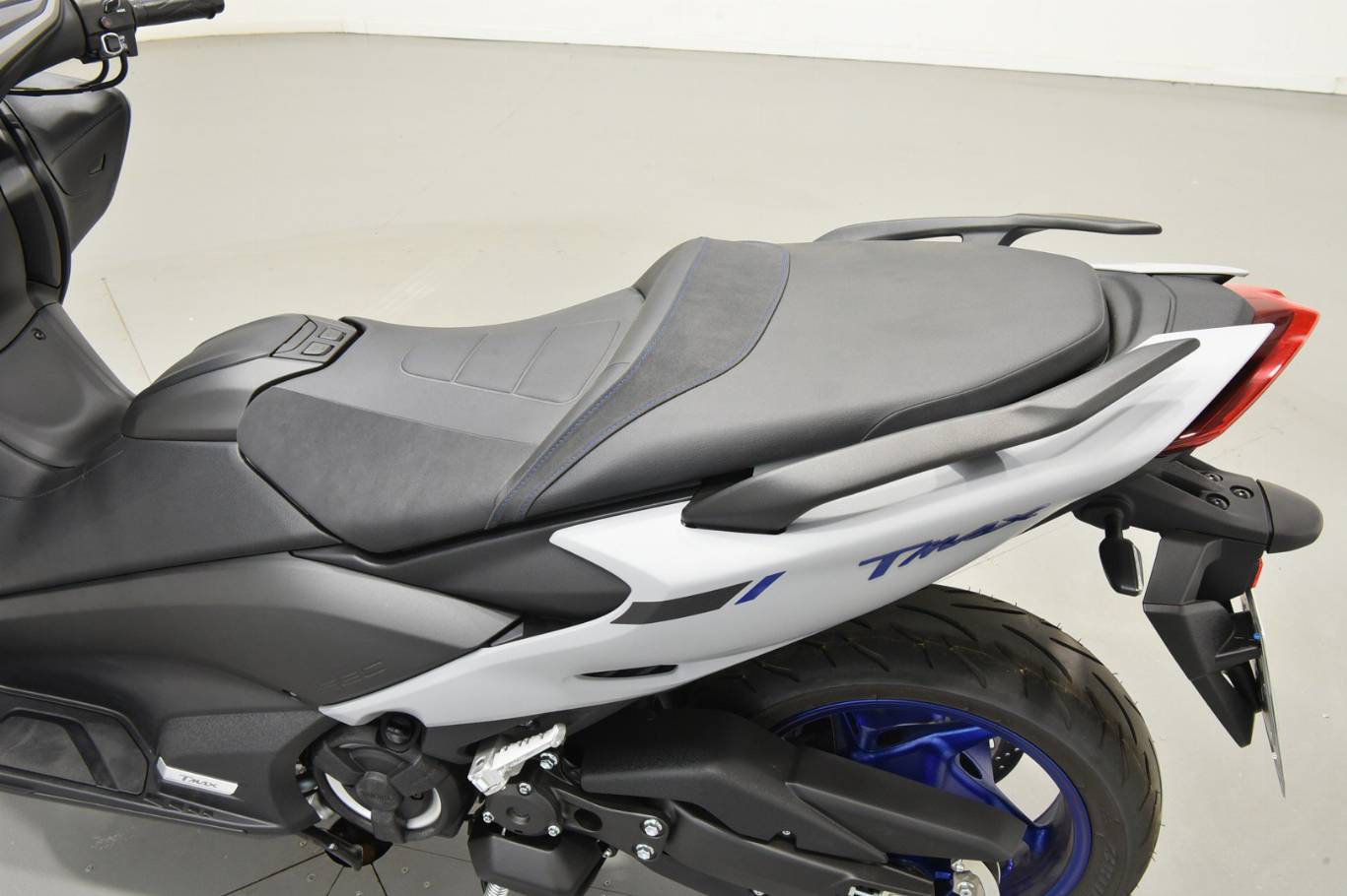 YAMAHA T-Max 560 66