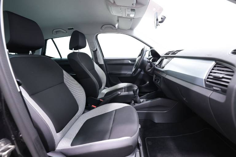 SKODA Fabia 42