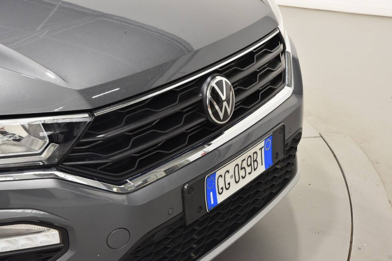 VOLKSWAGEN T-Roc 37