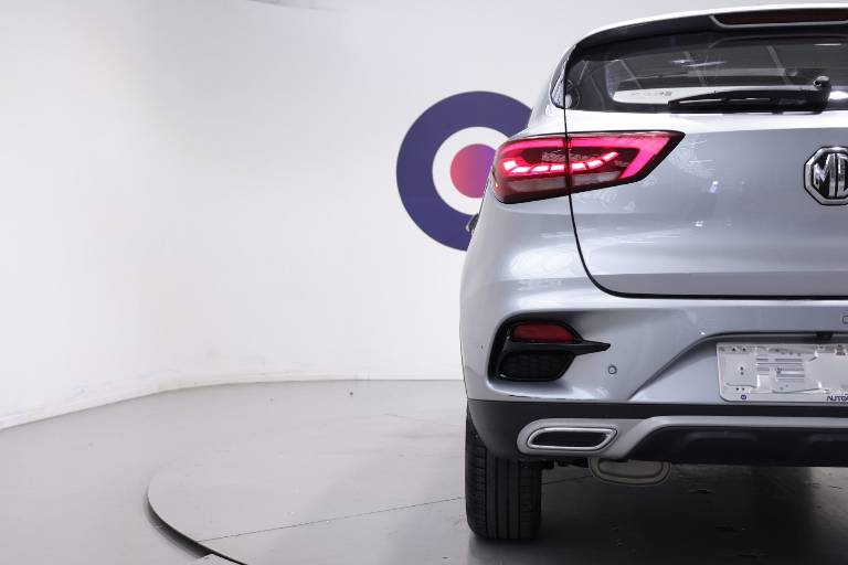 MG ZS 53