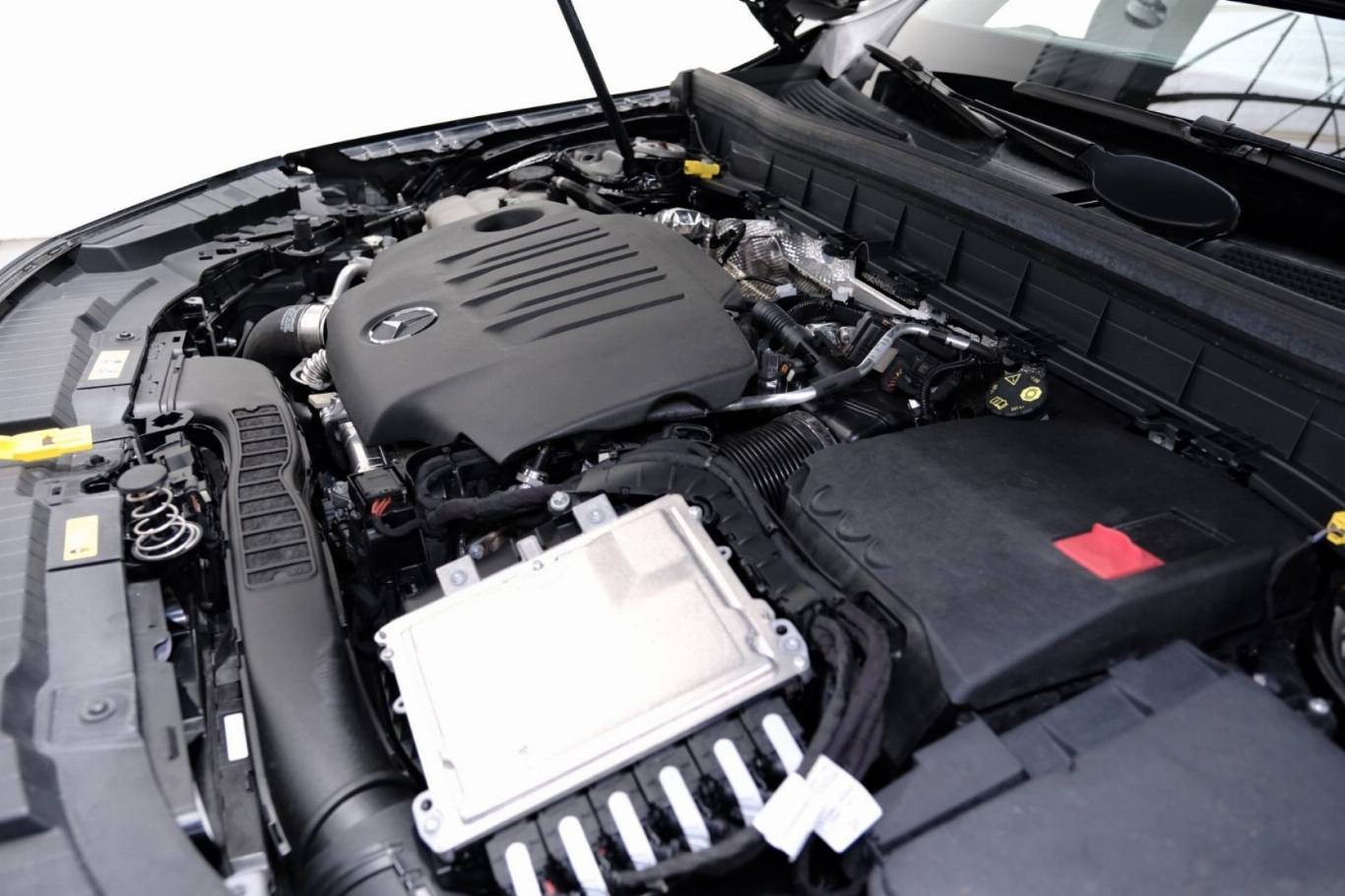 MERCEDES-BENZ GLB 200 71