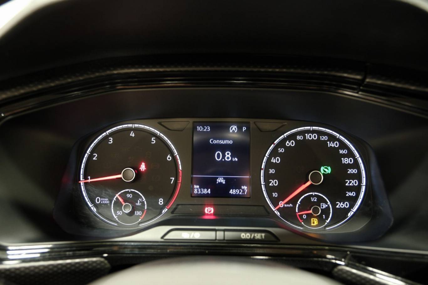 VOLKSWAGEN T-Cross 8