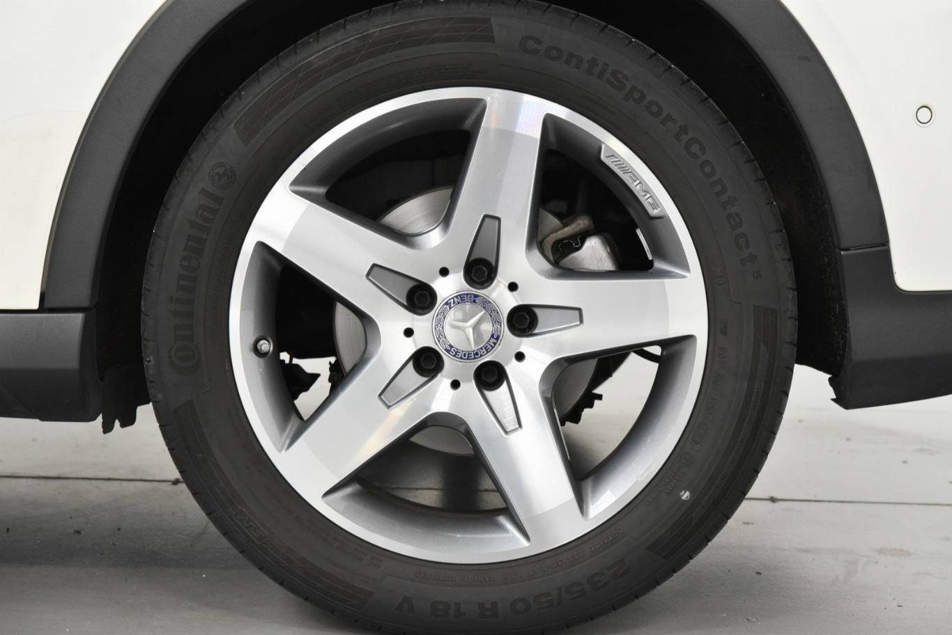 MERCEDES-BENZ GLA 200 50