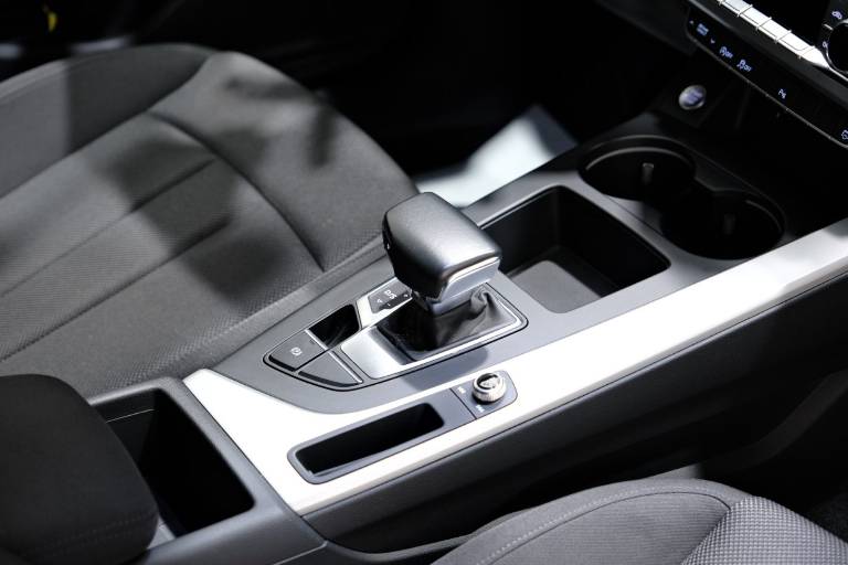AUDI A4 60