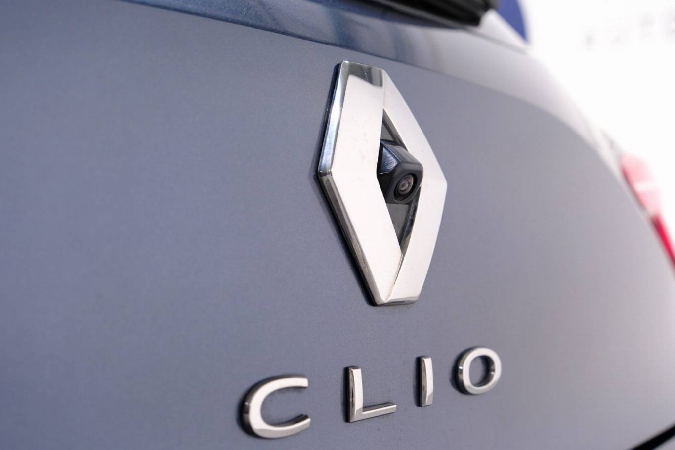 RENAULT Clio 21