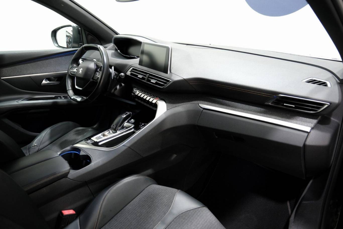 PEUGEOT 3008 57