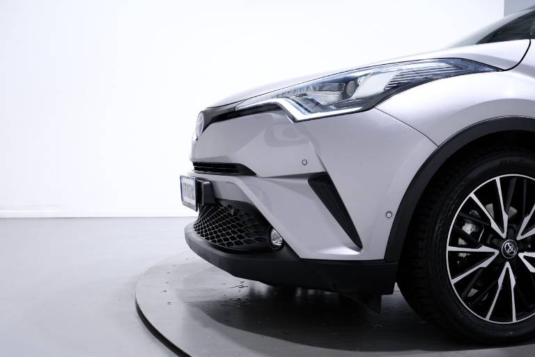 TOYOTA C-HR 66