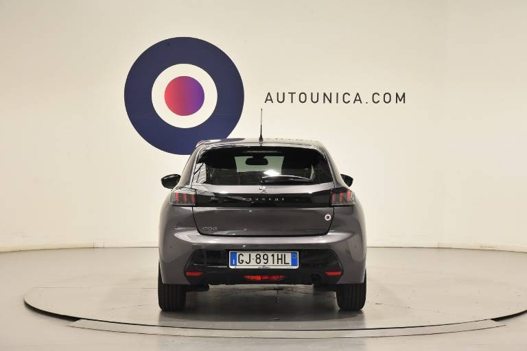 PEUGEOT 208 6