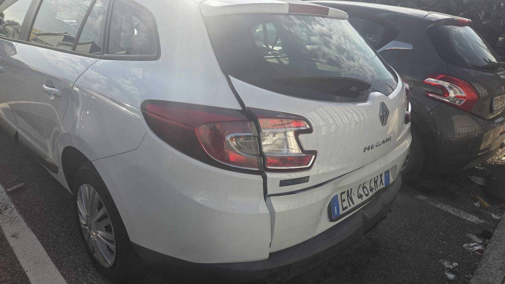 RENAULT Megane