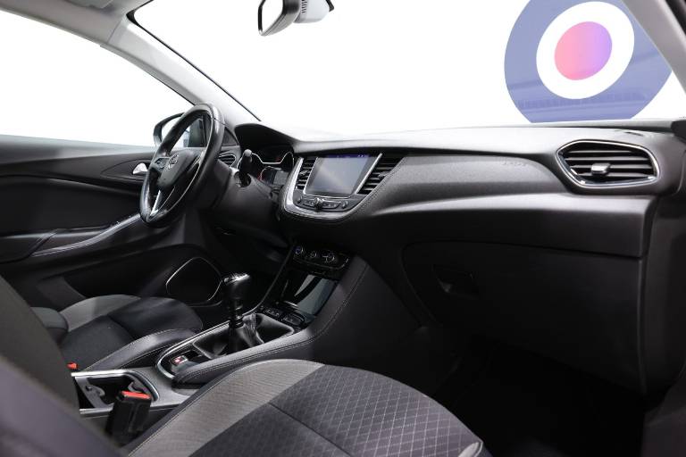OPEL Grandland X 50