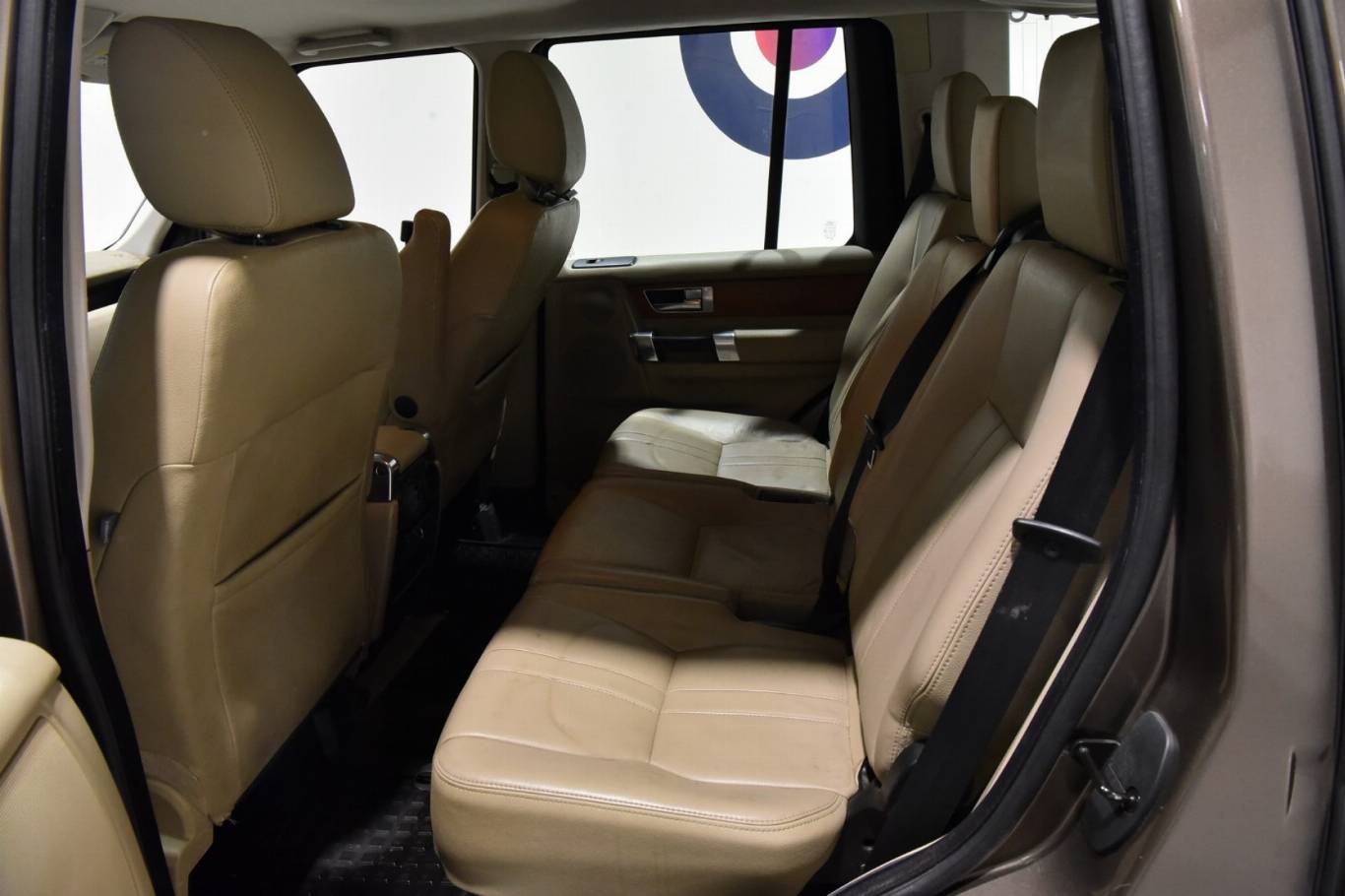 LAND ROVER Discovery 23
