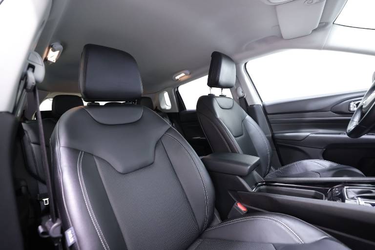JEEP Compass 47
