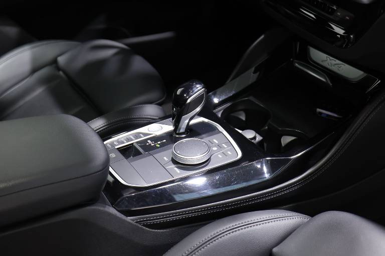 BMW X4 60