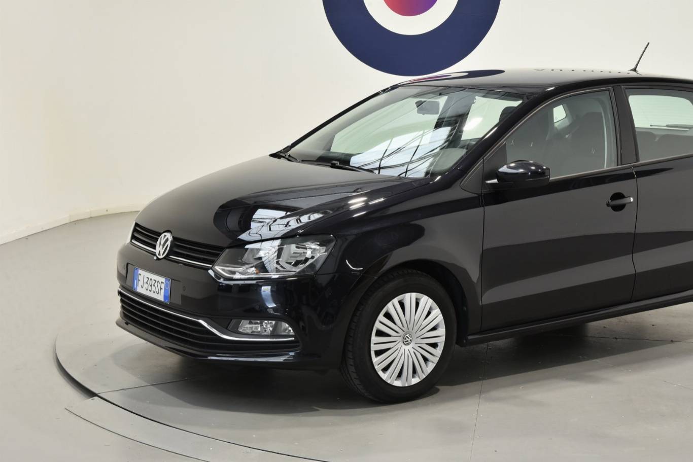 VOLKSWAGEN Polo 36