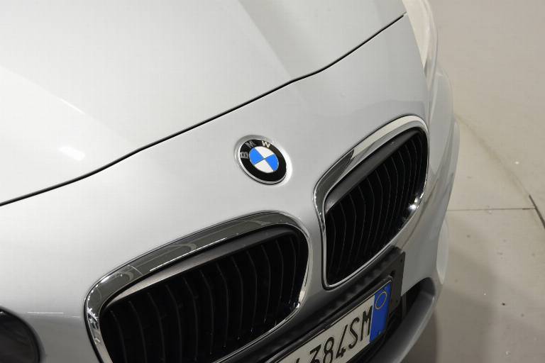 BMW 218 38
