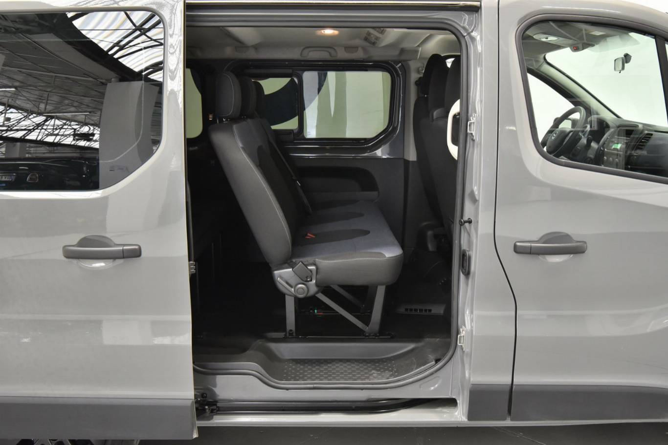 OPEL Vivaro 49