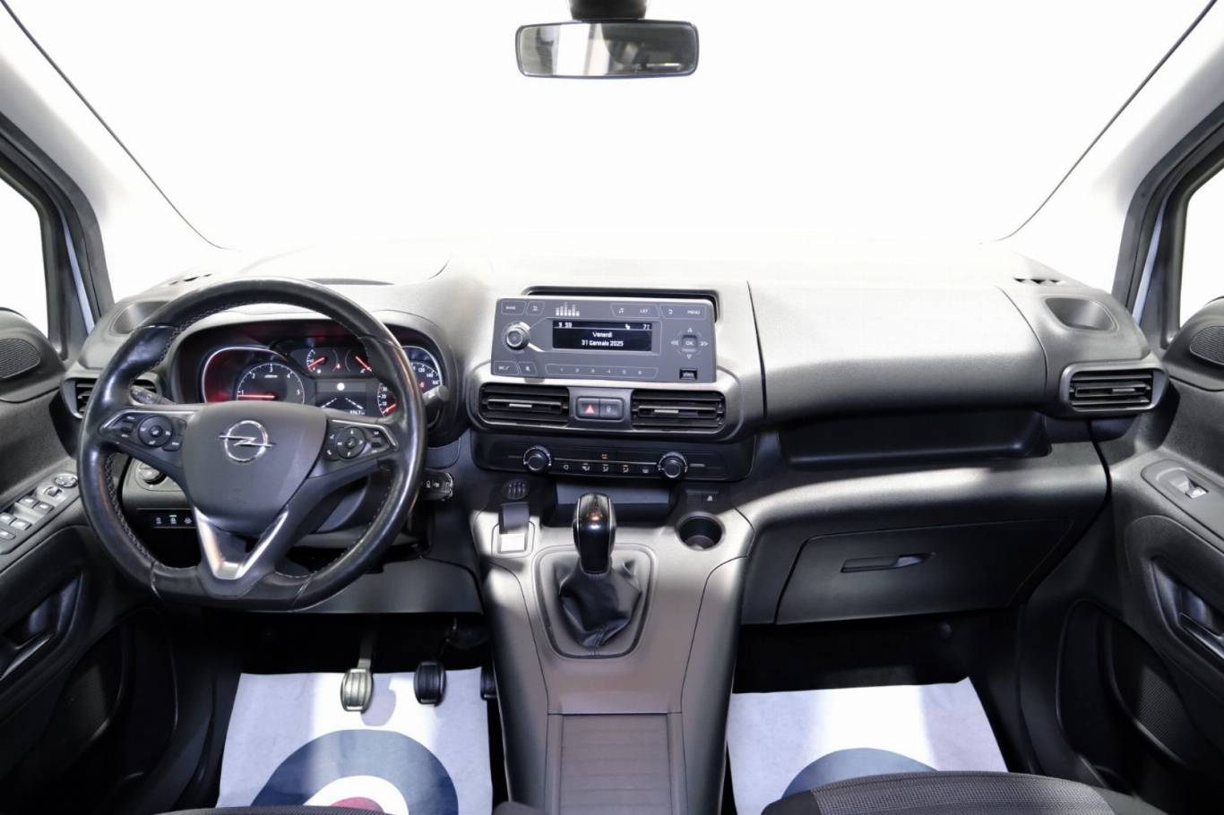 OPEL Combo Life 9