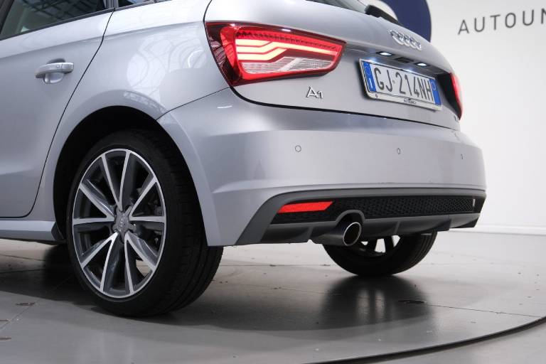 AUDI A1 44