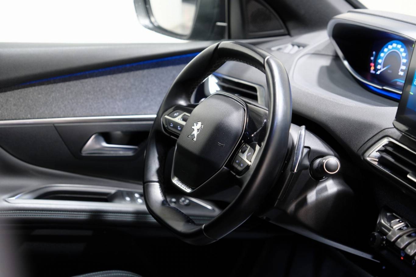 PEUGEOT 3008 62
