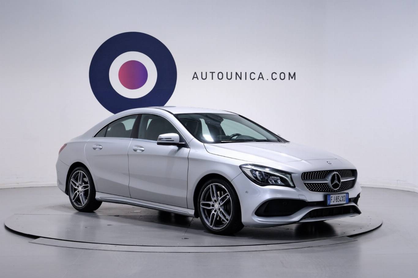 MERCEDES-BENZ CLA 220 3