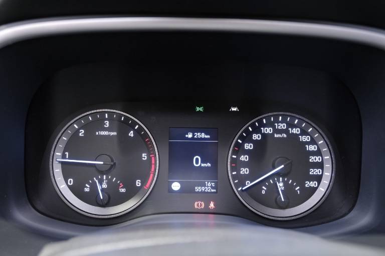 HYUNDAI Tucson 8