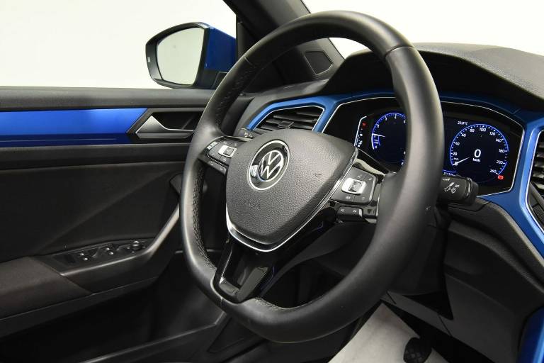 VOLKSWAGEN T-Roc 22