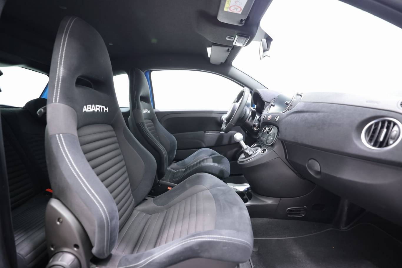 ABARTH 595 46
